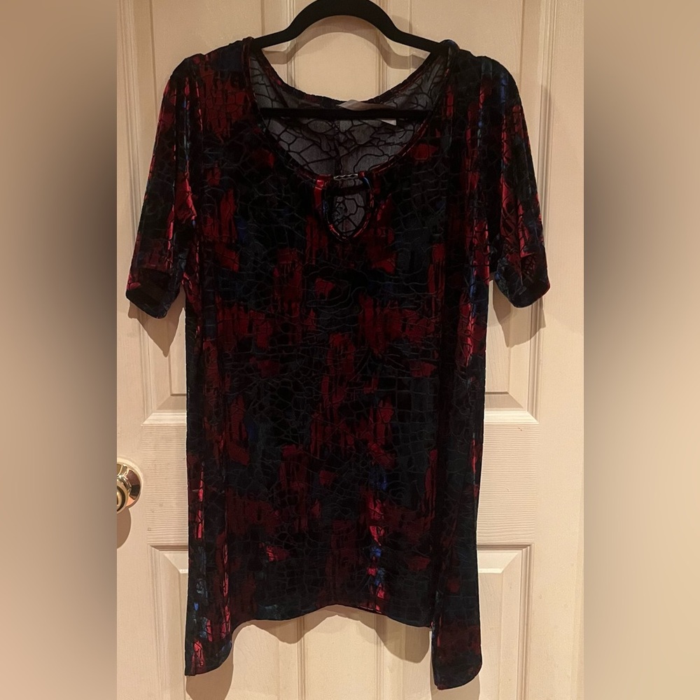 Women’s Pennington Top with Key Hole Front Size X (14)